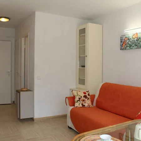 Apartment En Rdj, Terrasse, Jardin, Proche Et Commerces, Plein Sud, 2 Couchages - Fr-1-252a-49 Villeneuve-Loubet